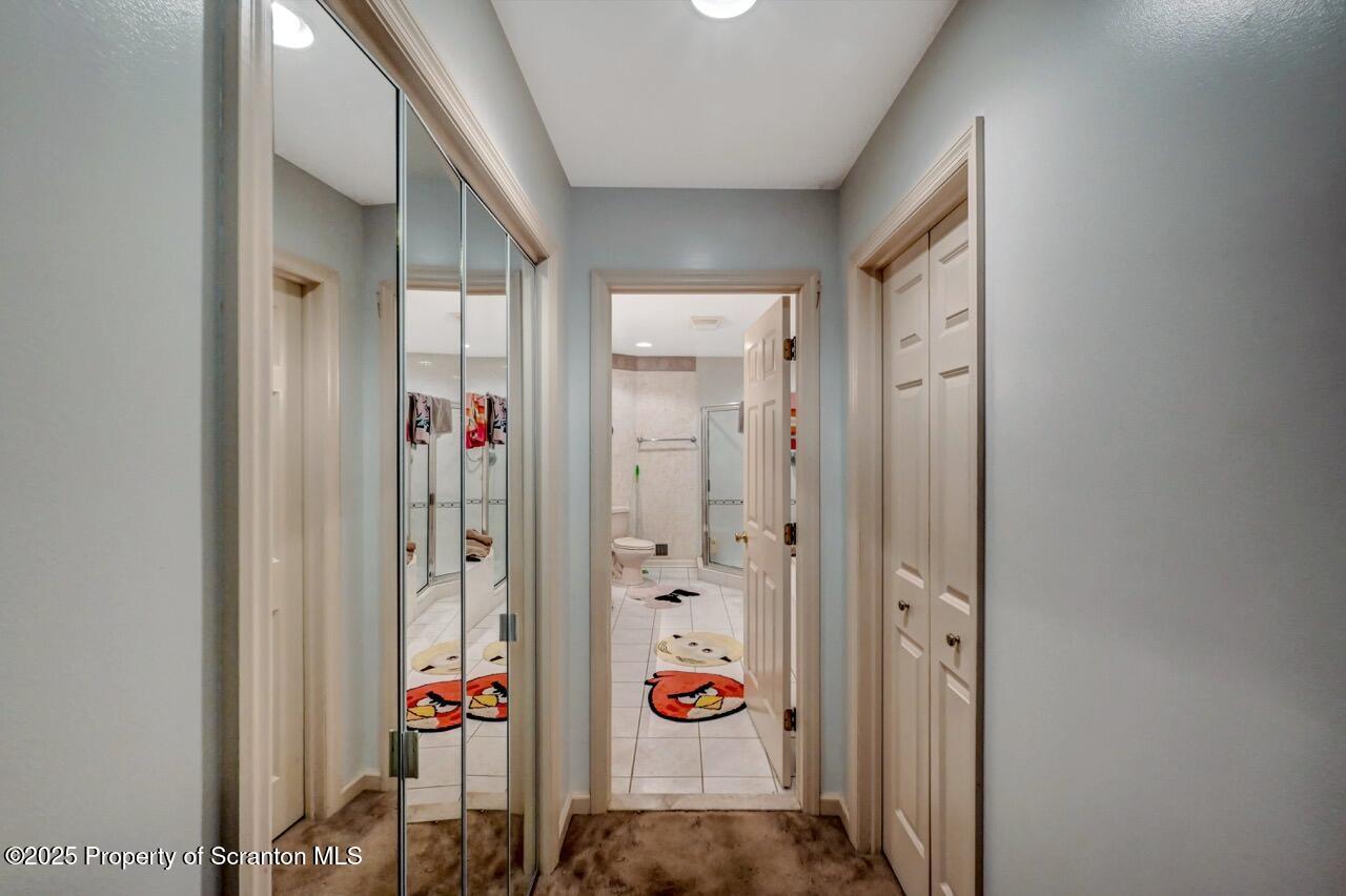 20 Hedge Row Run Clarks Summit, PA 18411 - Photo 39 of 66 a view of elevator with shower