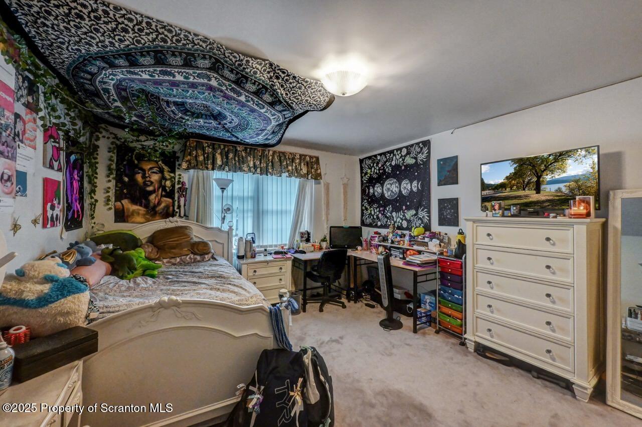 20 Hedge Row Run Clarks Summit, PA 18411 - Photo 56 of 66 a view of a storage & utility room