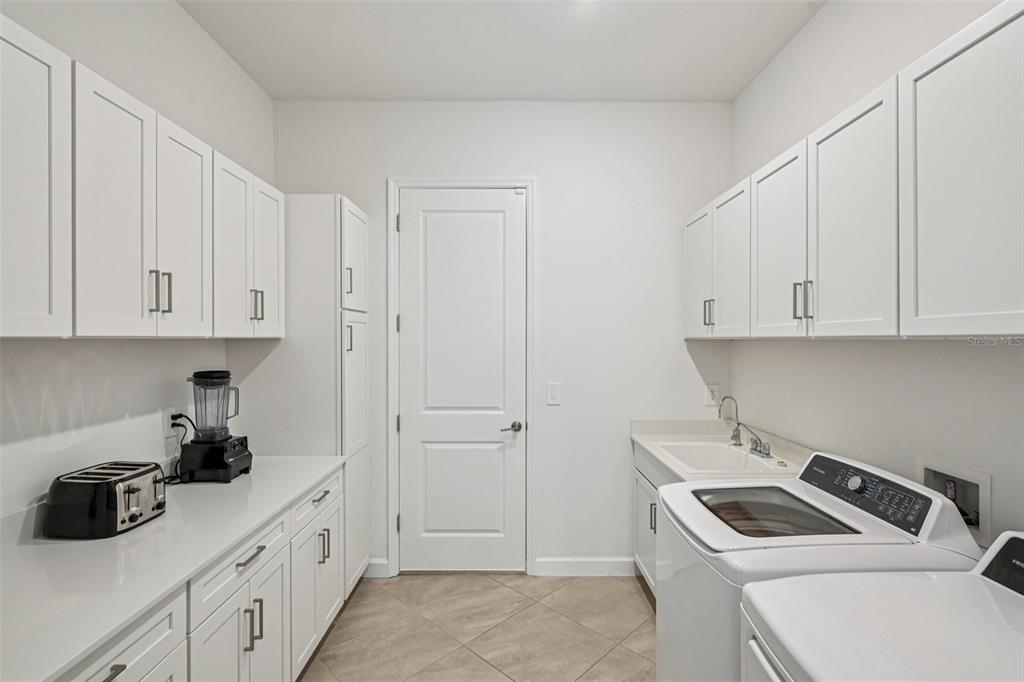 16309 Tradewind Terrace Lakewood Ranch, FL 34211 - Photo 21 of 95