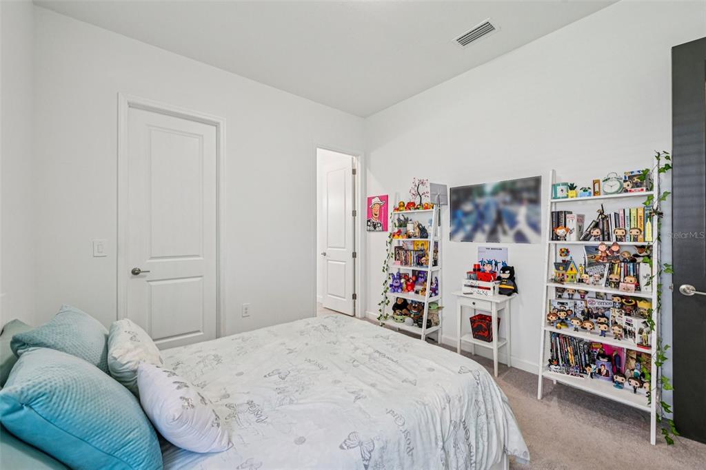 16309 Tradewind Terrace Lakewood Ranch, FL 34211 - Photo 35 of 95