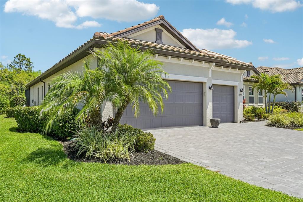 16309 Tradewind Terrace Lakewood Ranch, FL 34211 - Photo 4 of 95