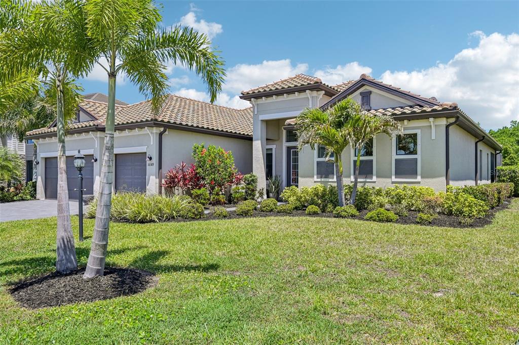 16309 Tradewind Terrace Lakewood Ranch, FL 34211 - Photo 5 of 95
