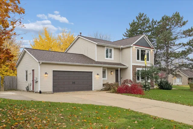 $445,000 | 2956 Florence Drive Southwest, Wyoming, MI 49418