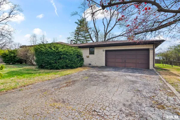 $125,000 | 14 Pinehurst Drive, Springfield, IL 62704