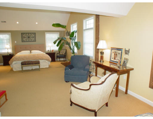 11 Apache Avenue Andover, MA 01810 - Photo 16 of 25