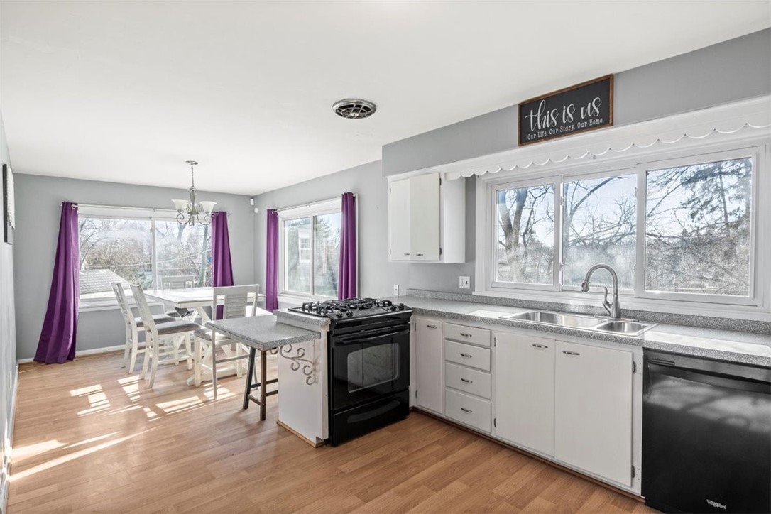 119 Highview Drive Irondequoit, NY 14609 - Photo 17 of 32