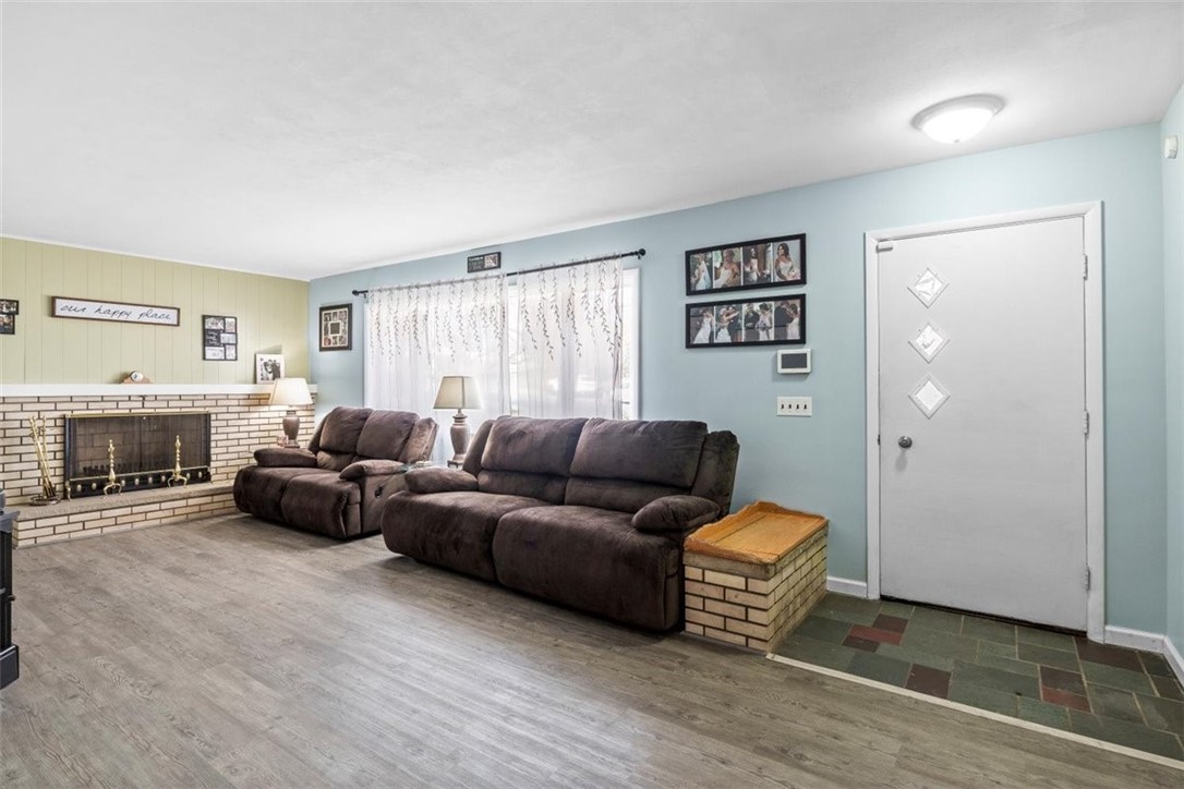 119 Highview Drive Irondequoit, NY 14609 - Photo 6 of 32