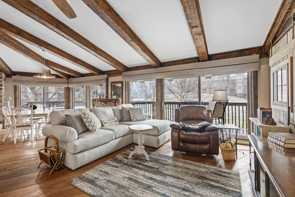 $510,000 | 890 Windsor Drive, Unit 4, Fontana, WI 53125