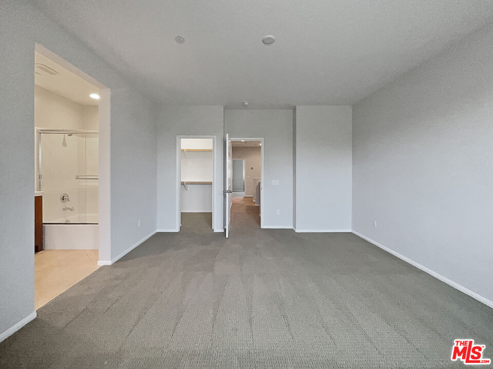 2234 Winifred Street, Unit 3 Simi Valley, CA 93063 - Photo 19 of 21 a view of an empty room with a kitchen