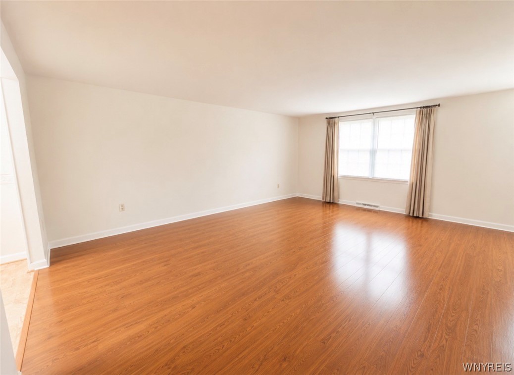 40 Hamlin Square, Unit E Amherst, NY 14221 - Photo 7 of 31