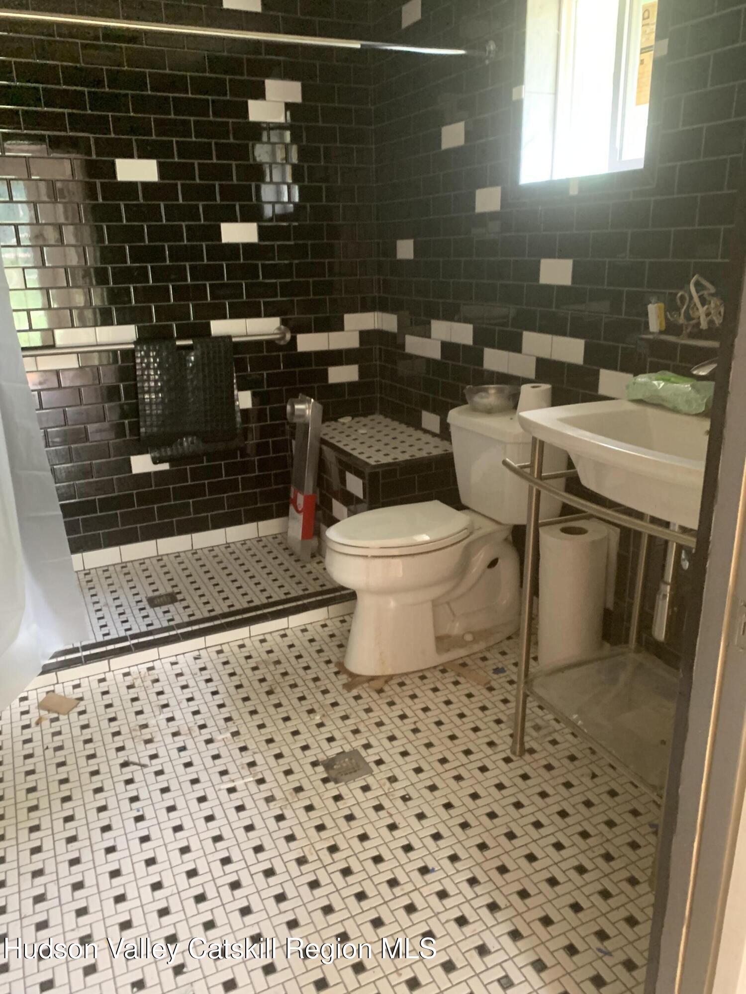 333 West Saugerties Road Saugerties, NY 12477 - Photo 4 of 10 NEW bath