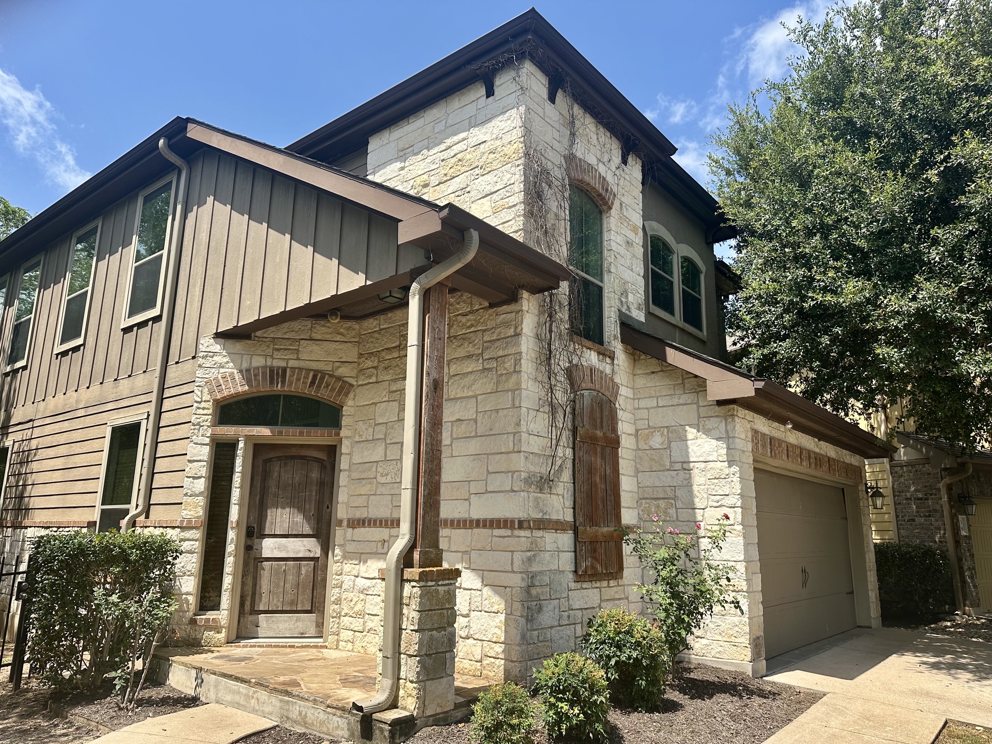 7233 Menchaca Road, Unit 17 Austin, TX 78745 - Photo 3 of 38