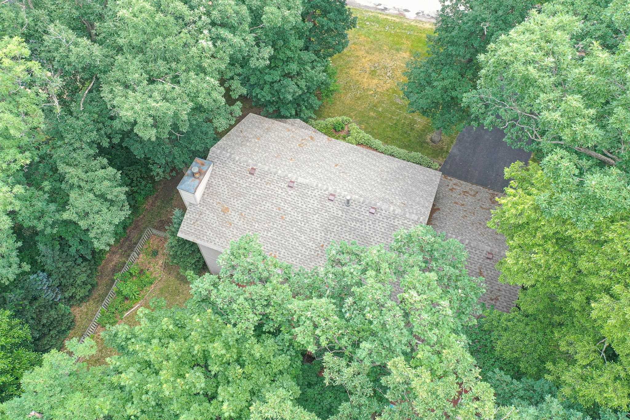 10340 William Trail Roscoe, IL 61073 - Photo 6 of 27 an aerial view of a backyard