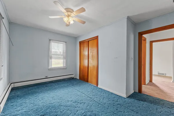 $164,500 | 515 Maumee Street, Jonesville, MI 49250