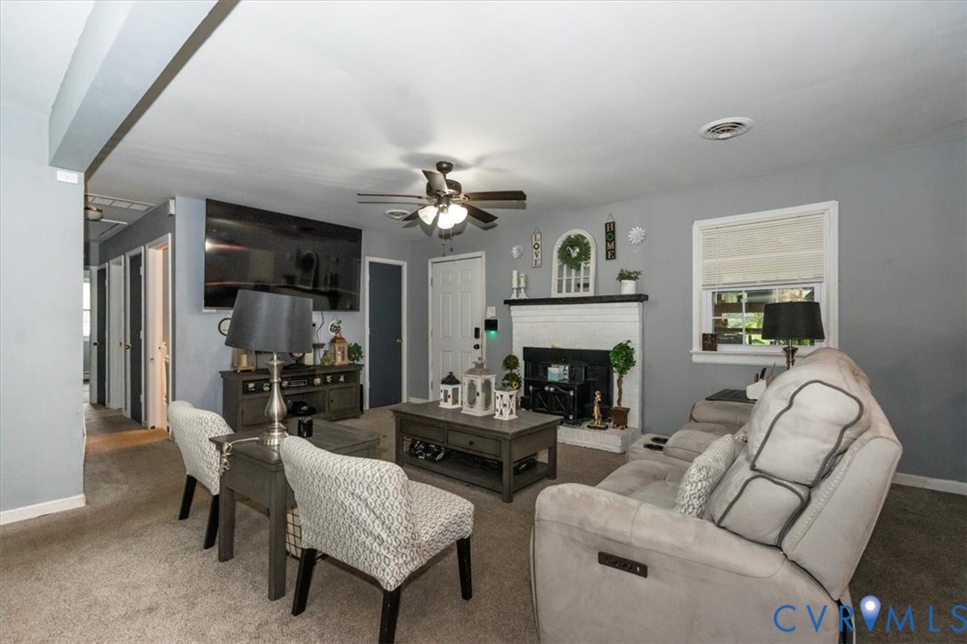 5510 Alberta Road Chesterfield, VA 23832 - Photo 5 of 29 Living space featuring carpet flooring, a ceiling