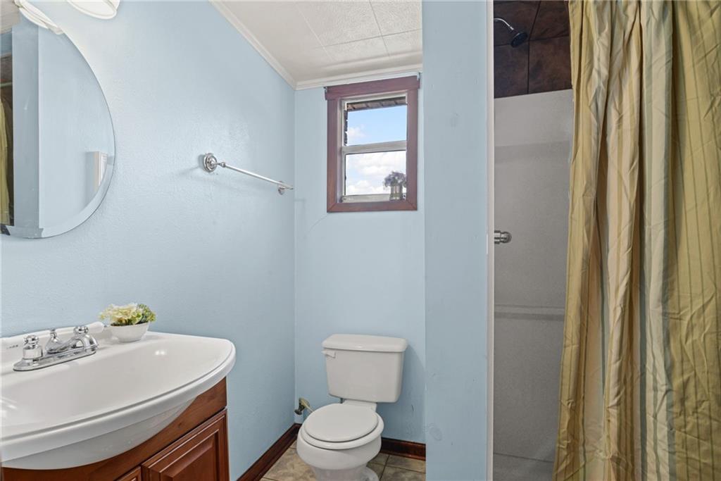 9 Maple Lane Gretna, LA 70053 - Photo 12 of 25