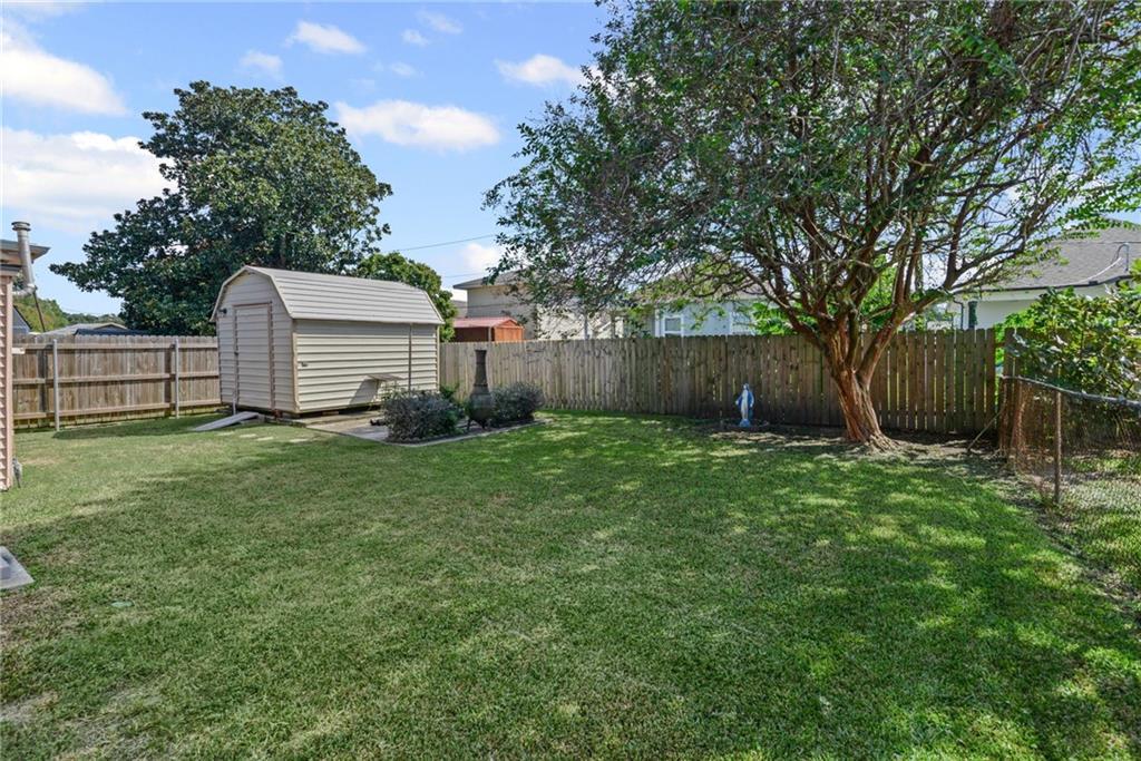 9 Maple Lane Gretna, LA 70053 - Photo 22 of 25