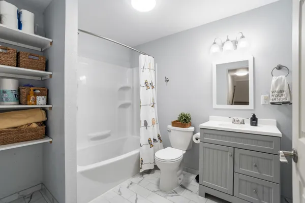 $649,900 | 12940 79th Place, Bristol, WI 53104