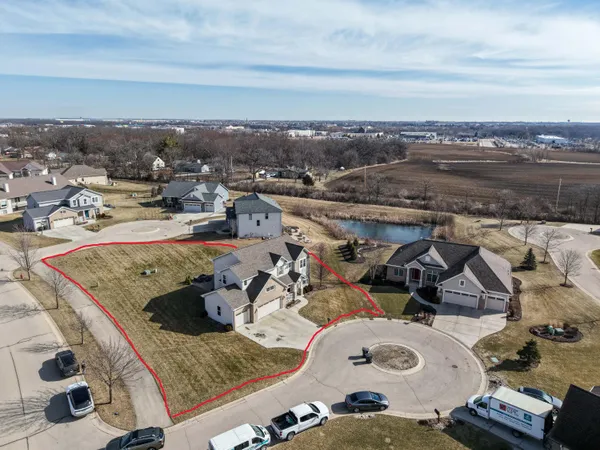 $649,900 | 12940 79th Place, Bristol, WI 53104