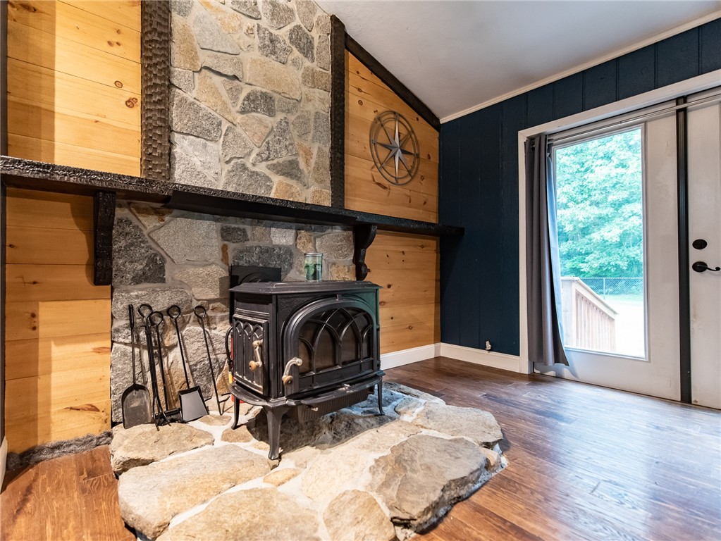 11 Paris Irons Road Glocester, RI 02857 - Photo 17 of 47