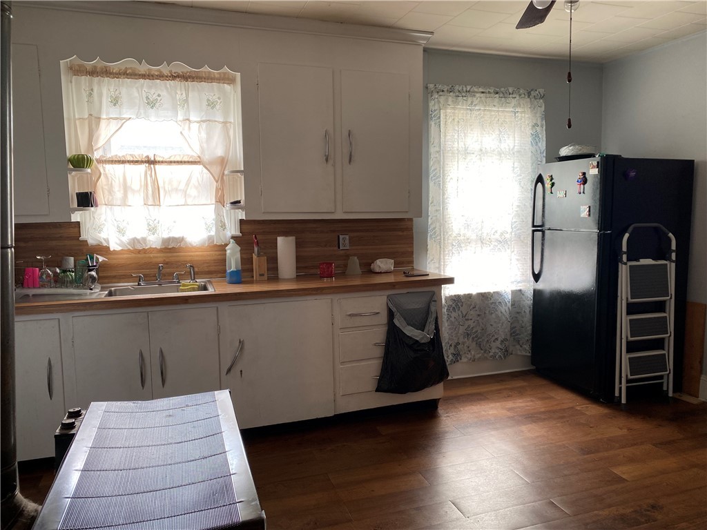 85 Chaplin Street Pawtucket, RI 02861 - Photo 4 of 10 Gallery Image 4