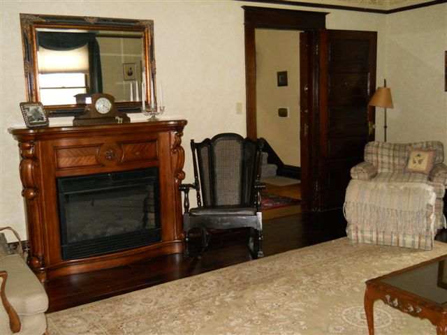 1711 North Holliston Road Spokane, WA 99201 - Photo 2 of 9 Gallery Image 2