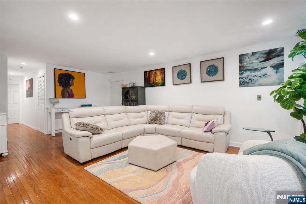 15 Boulder Run Road, Unit 148 Paterson, NJ 07501 - Photo 8 of 29
