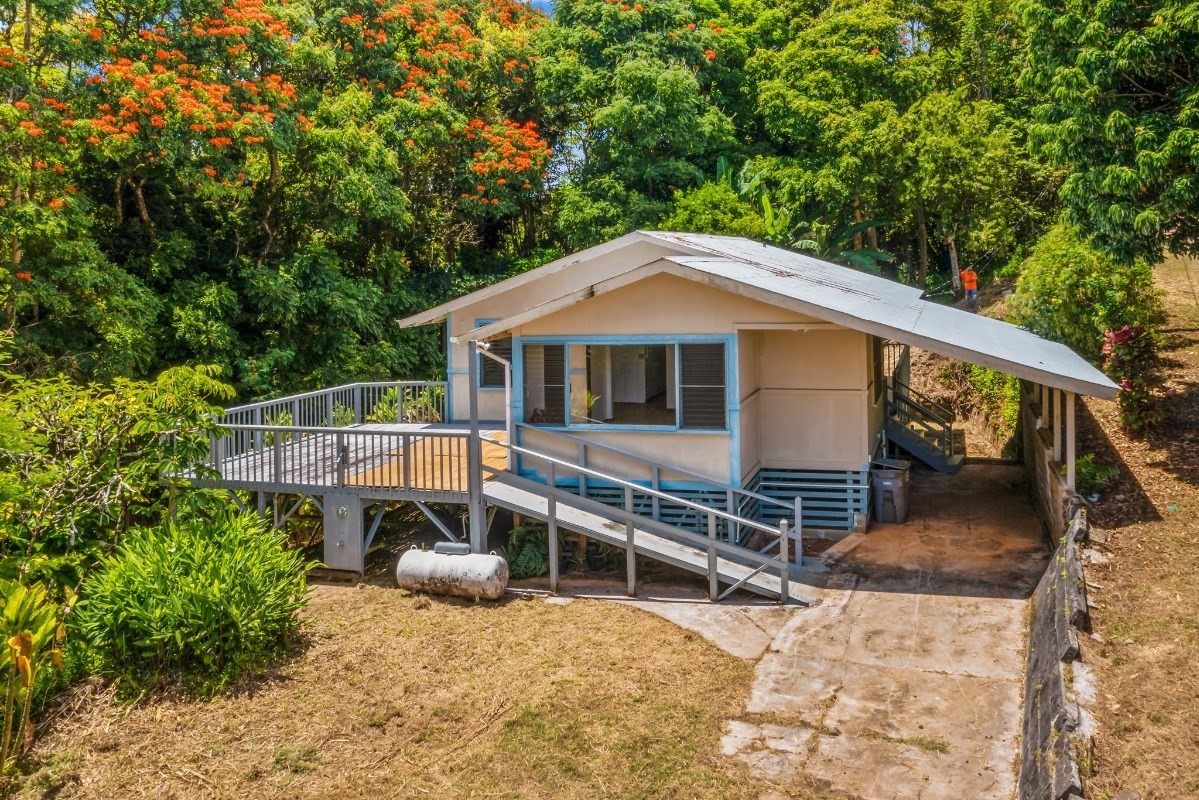 134 Lauoho Road Kalaheo, HI 96741 - Photo 3 of 26 Gallery Image 3