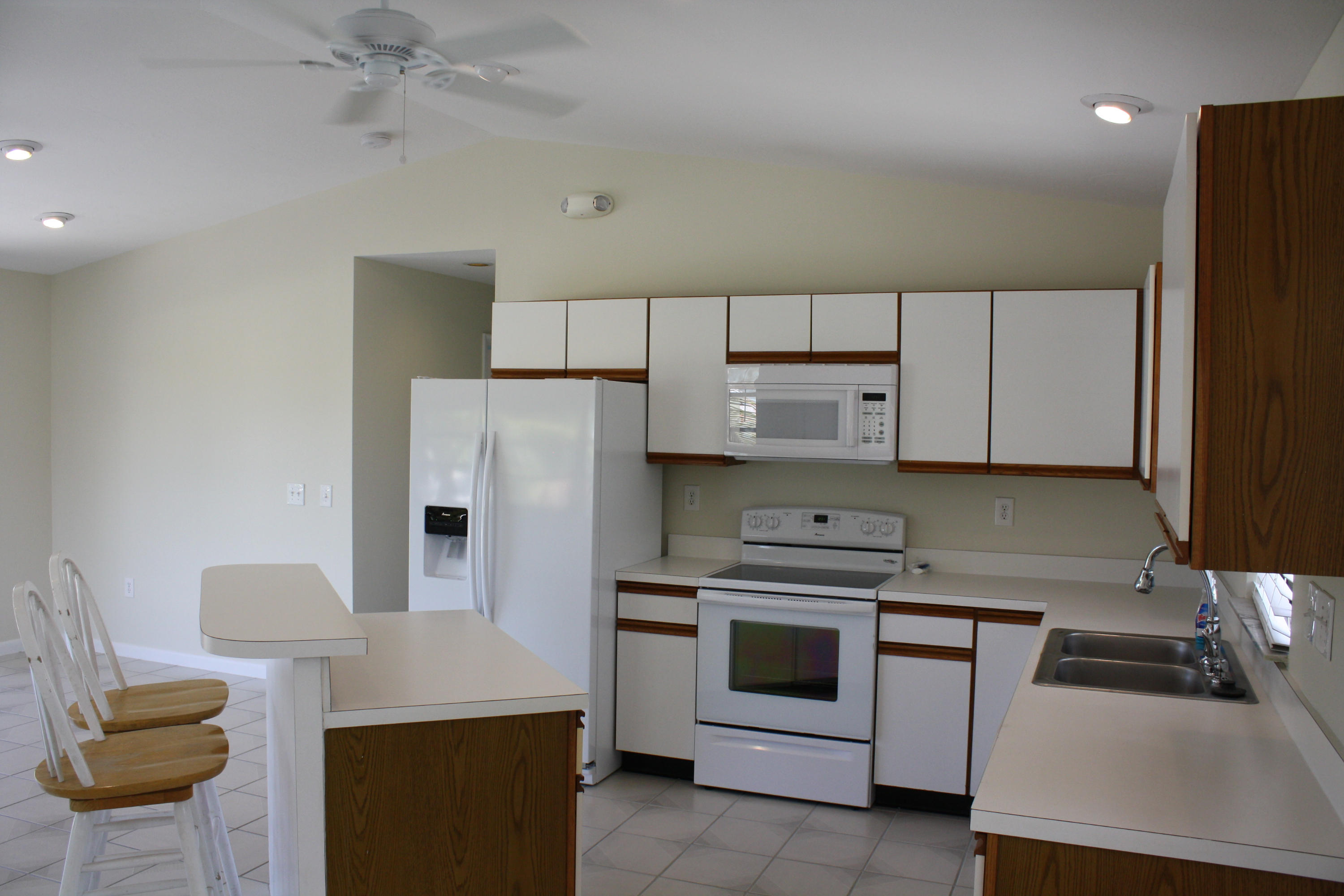 29437 Ranger Avenue Big Pine Key, FL 33043 - Photo 17 of 33 Kitchen