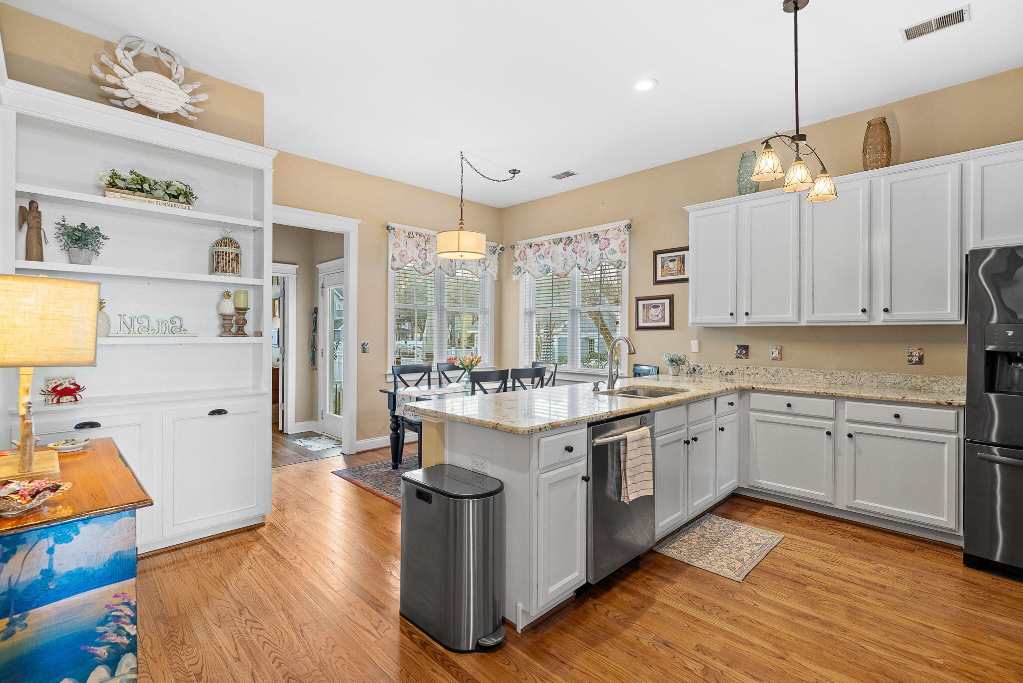 302 Hydrangea Street Summerville, SC 29483 - Photo 16 of 54 14-web-or-mls-Barclay Media Co.-14