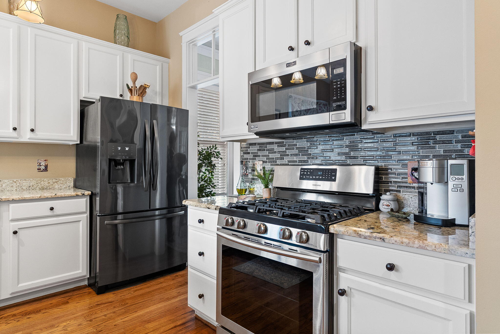 302 Hydrangea Street Summerville, SC 29483 - Photo 18 of 54 16-web-or-mls-Barclay Media Co.-16