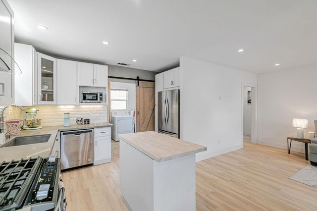 $935,000 | 385 Edwards Avenue, San Jose, CA 95110