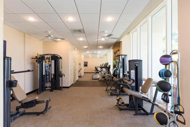 $2,400,000 | 2000 South Ocean Boulevard, Unit 3J, Boca Raton, FL 33432