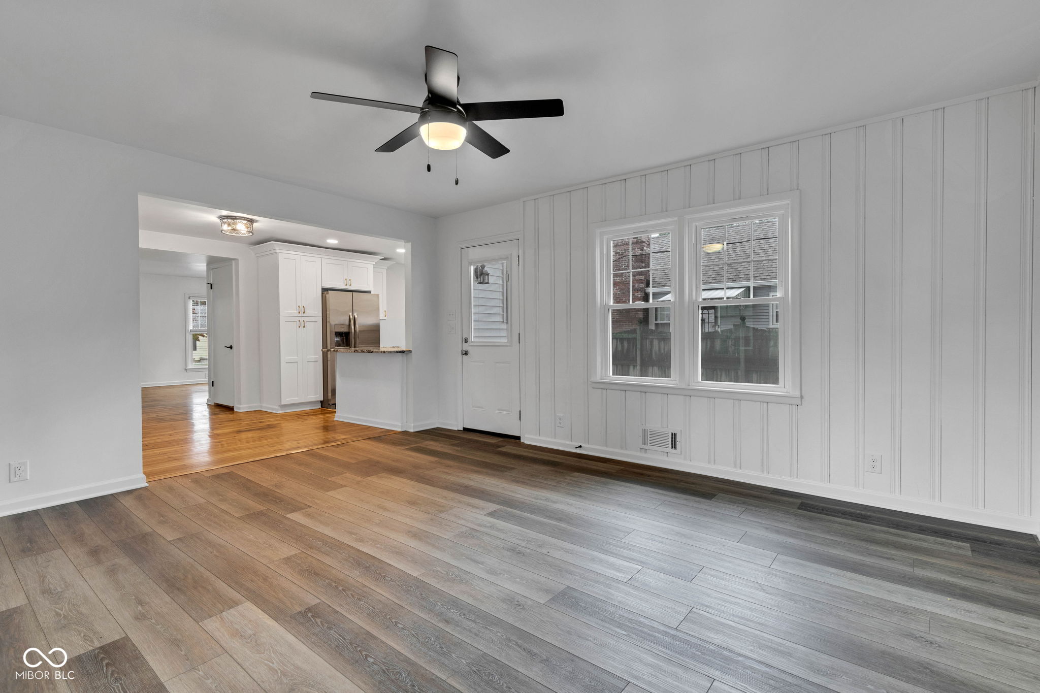 2631 Mcleay Drive Indianapolis, IN 46220 - Photo 18 of 37