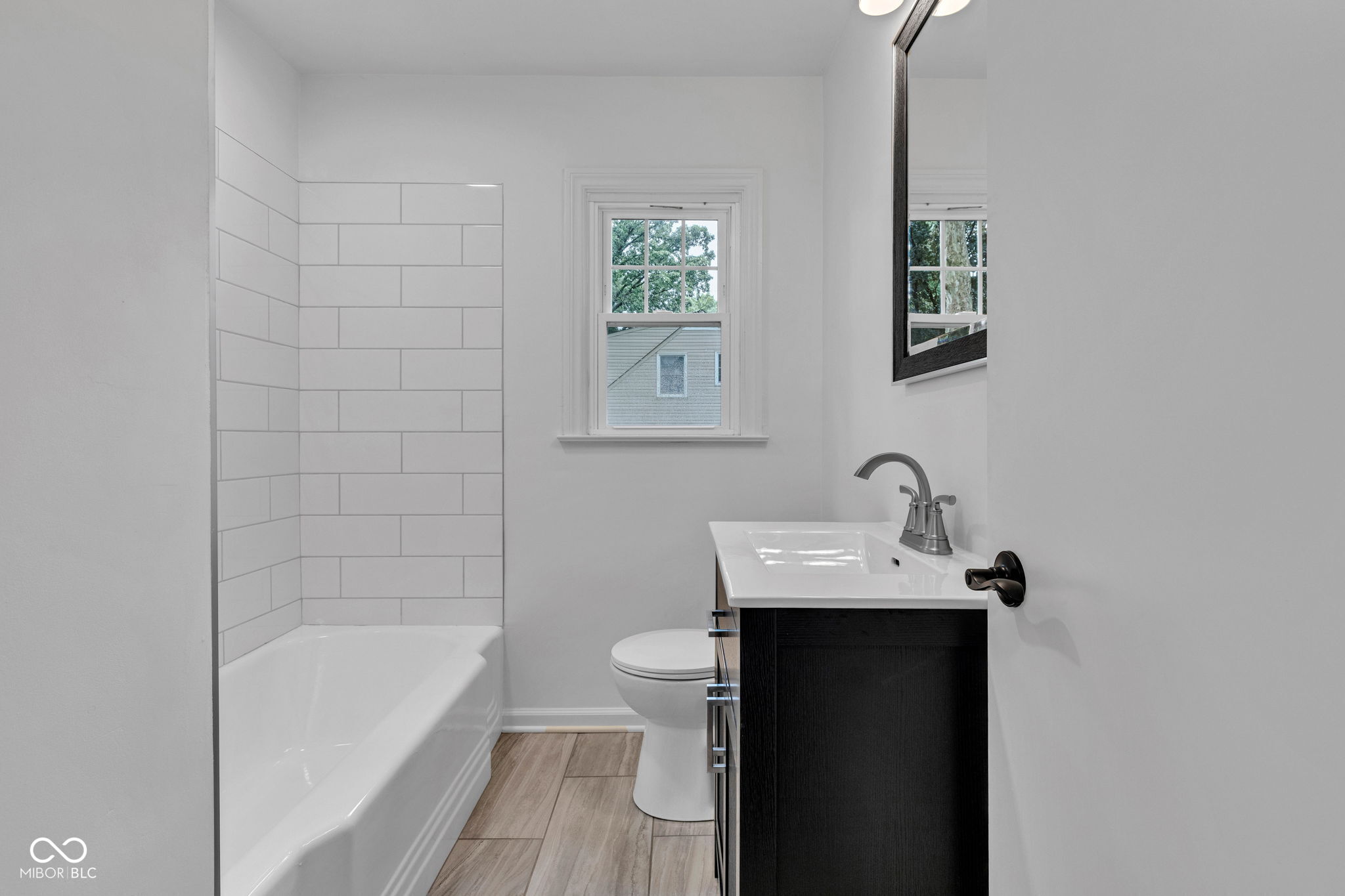 2631 Mcleay Drive Indianapolis, IN 46220 - Photo 21 of 37