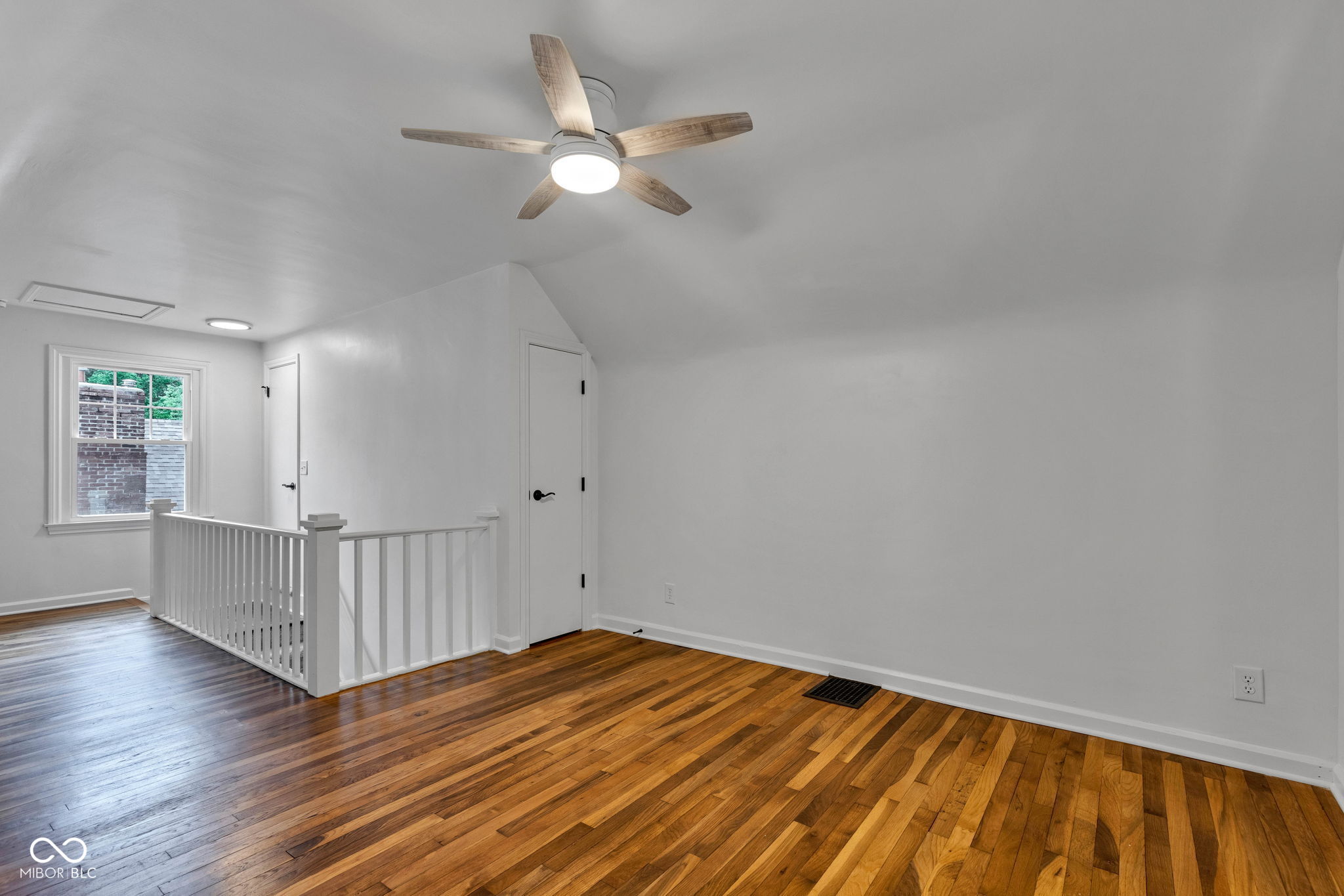 2631 Mcleay Drive Indianapolis, IN 46220 - Photo 22 of 37