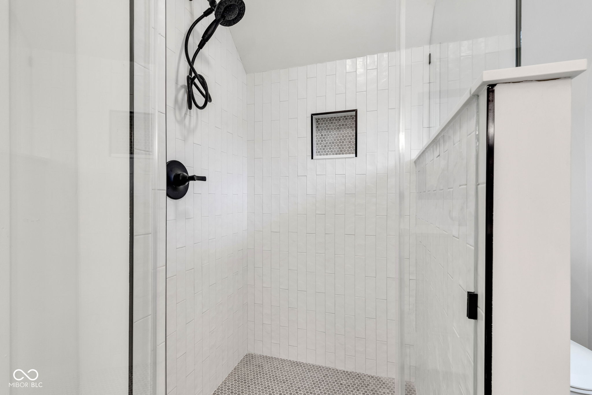 2631 Mcleay Drive Indianapolis, IN 46220 - Photo 24 of 37