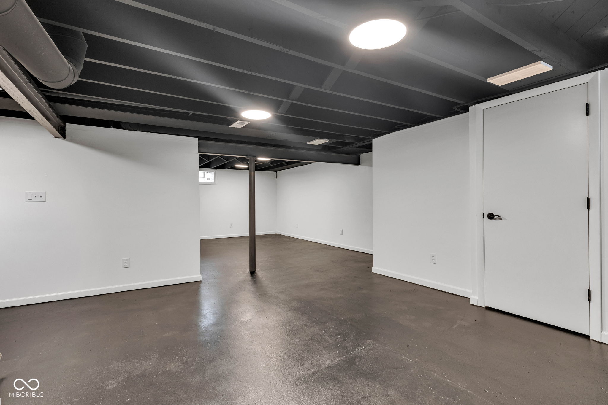 2631 Mcleay Drive Indianapolis, IN 46220 - Photo 27 of 37