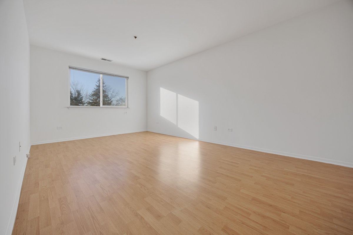 881 North Swift Road, Unit 203 Addison, IL 60101 - Photo 15 of 25