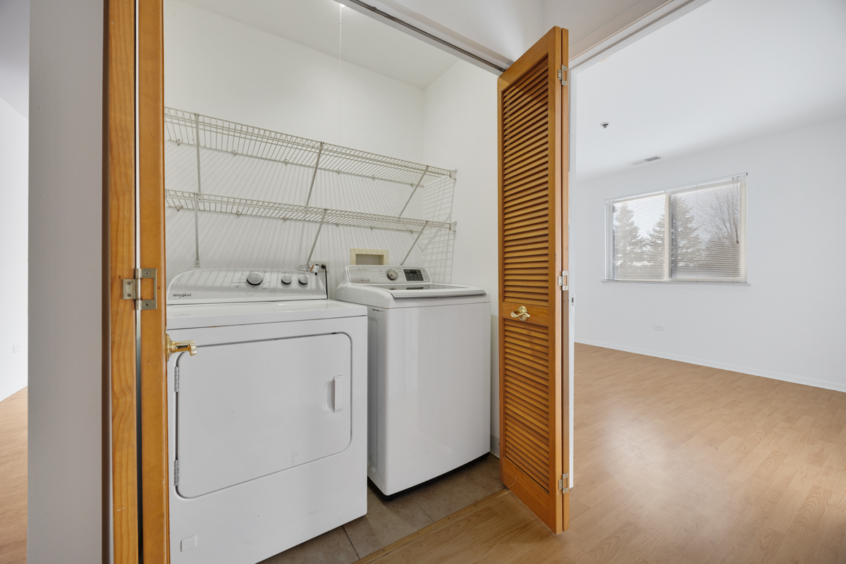 881 North Swift Road, Unit 203 Addison, IL 60101 - Photo 23 of 25