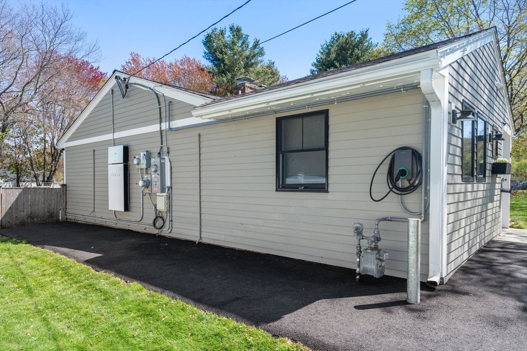 11 Sunset Road Maynard, MA 01754 - Photo 27 of 39