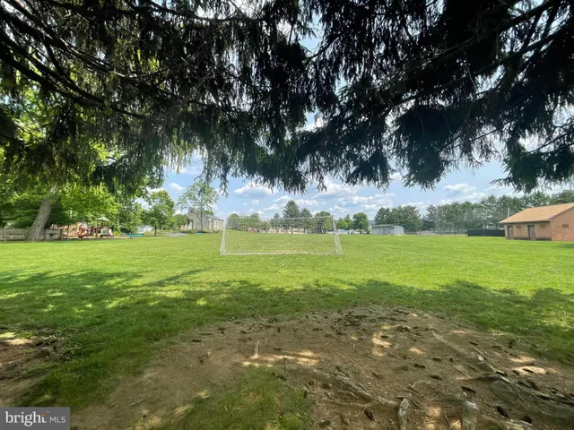 $1,295 | 32 Franklin Street, Unit B, Frederick, MD 21701