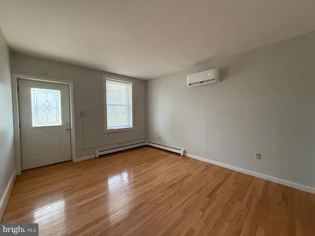 $1,295 | 32 Franklin Street, Unit B, Frederick, MD 21701