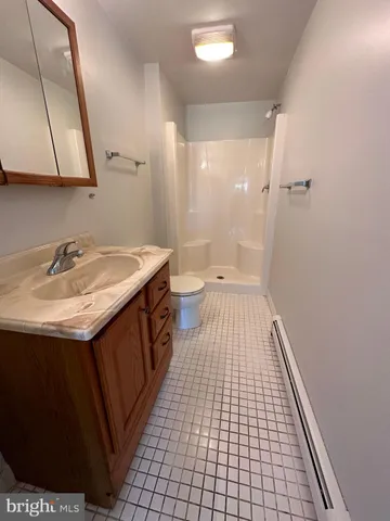 $1,295 | 32 Franklin Street, Unit B, Frederick, MD 21701