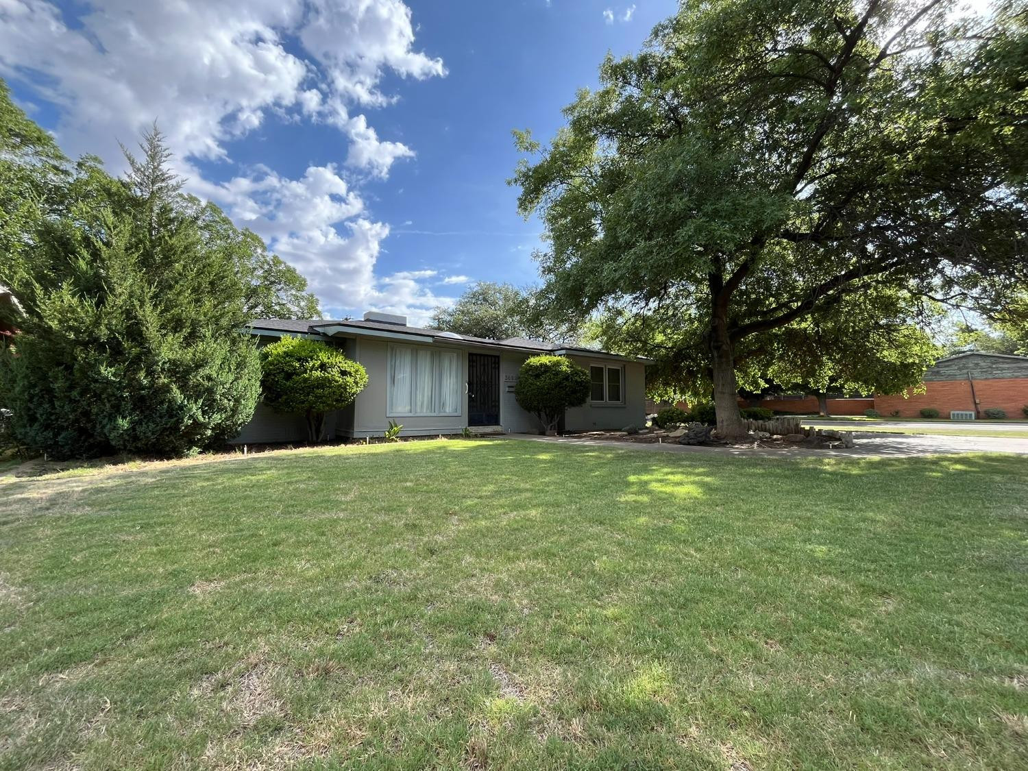 3602 41st Street Lubbock, TX 79413 - Photo 3 of 23 Front yard