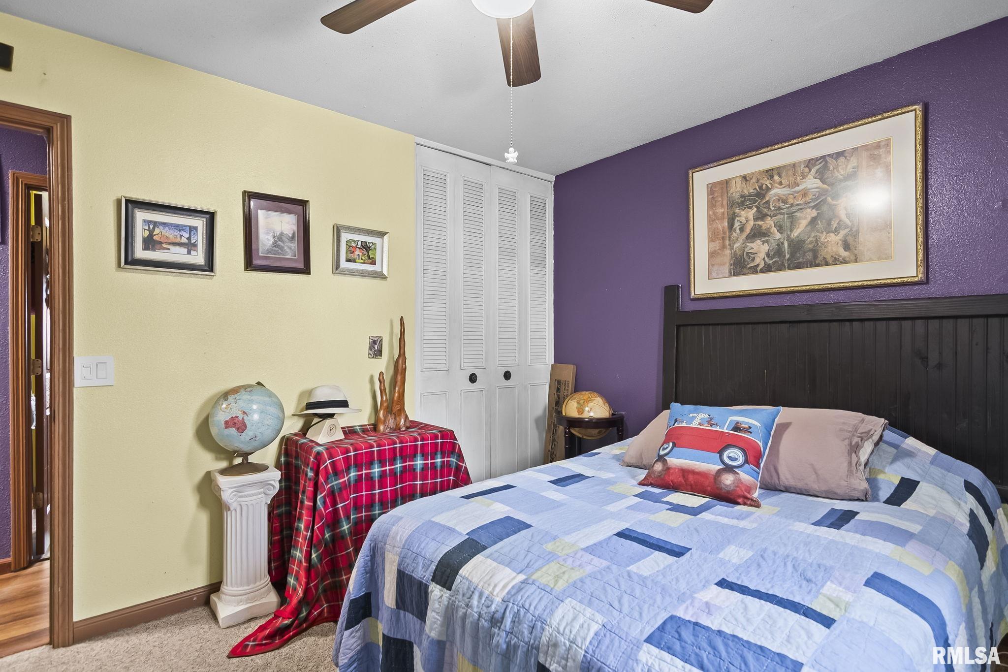 2409 Sutherland Road Springfield, IL 62702 - Photo 12 of 32