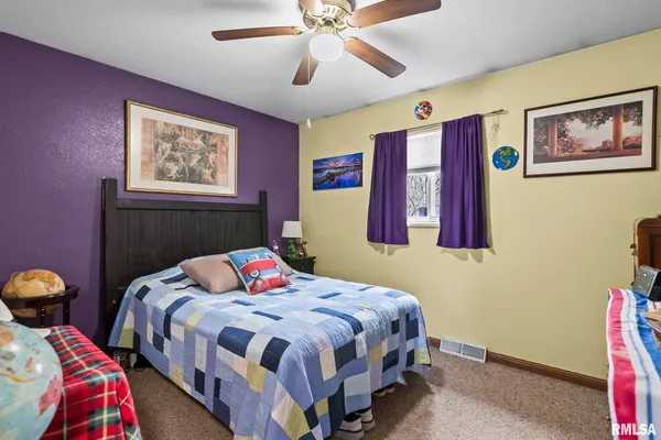 $174,900 | 2409 Sutherland Road, Springfield, IL 62702