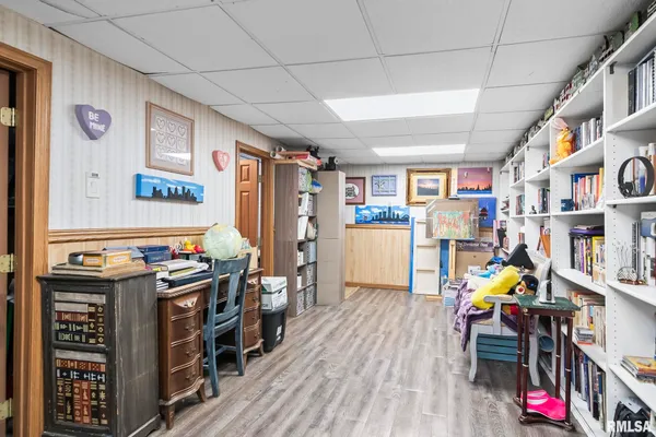 $174,900 | 2409 Sutherland Road, Springfield, IL 62702