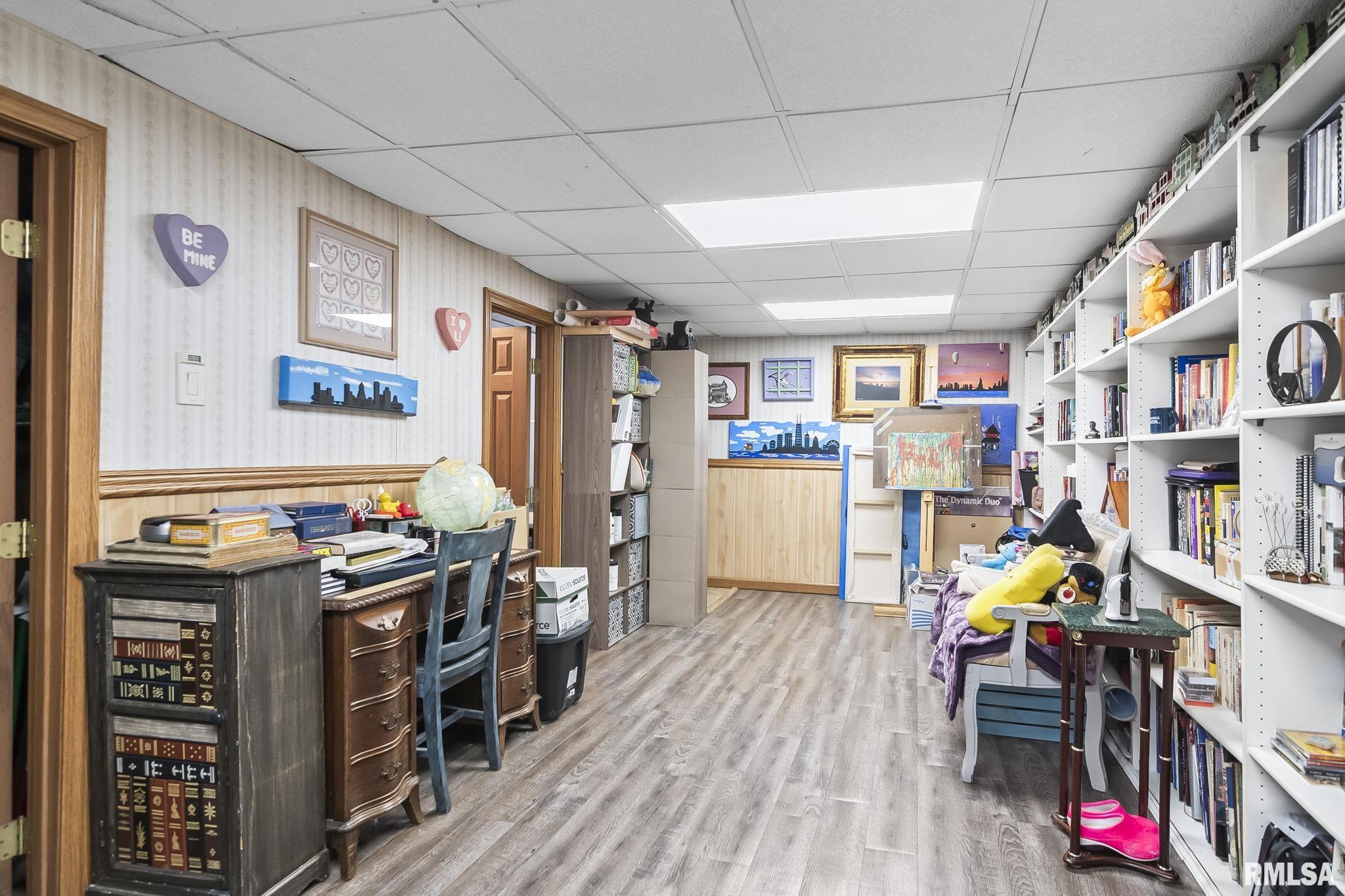 2409 Sutherland Road Springfield, IL 62702 - Photo 20 of 32