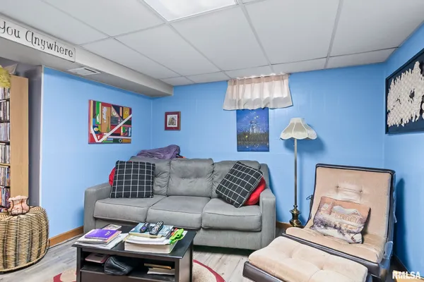 $174,900 | 2409 Sutherland Road, Springfield, IL 62702